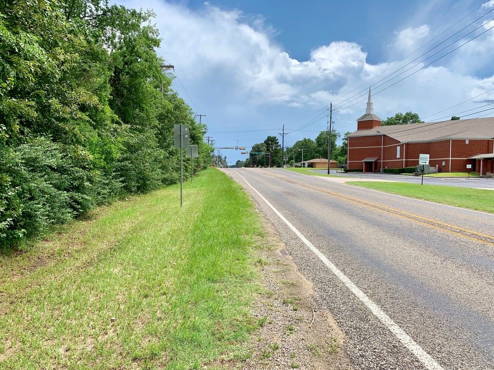 Tenneryville Rd and Pine Tree Rd: Tenneryville Rd and Pine Tree Rd, Longview, TX 75604